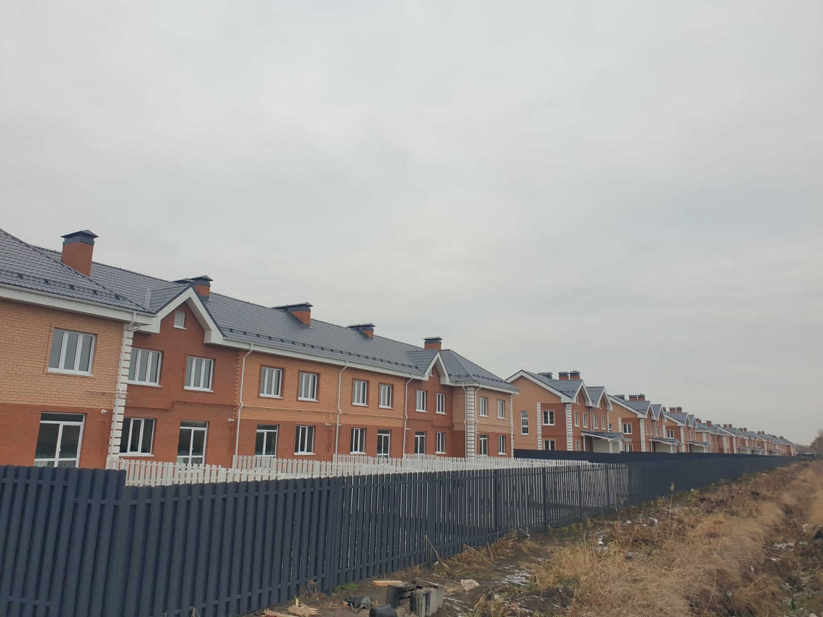 Забор из штакетника 230м Серый Графит фото5 в Архангельске