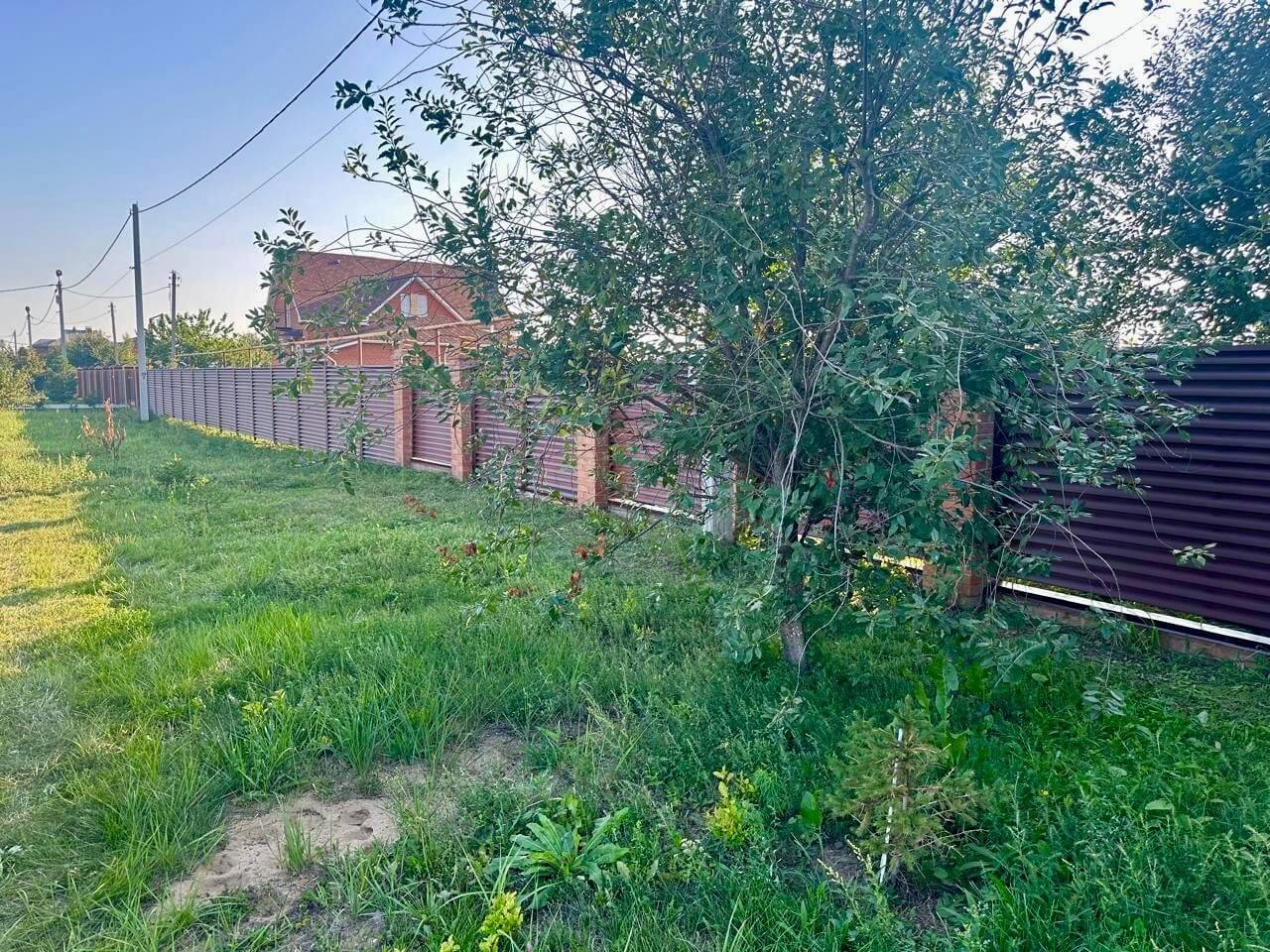 Забор из ламелей Еврожалюзи 53м RAL8017/8017 Шоколад двусторонний МАТТЕ фото 4 в Архангельске