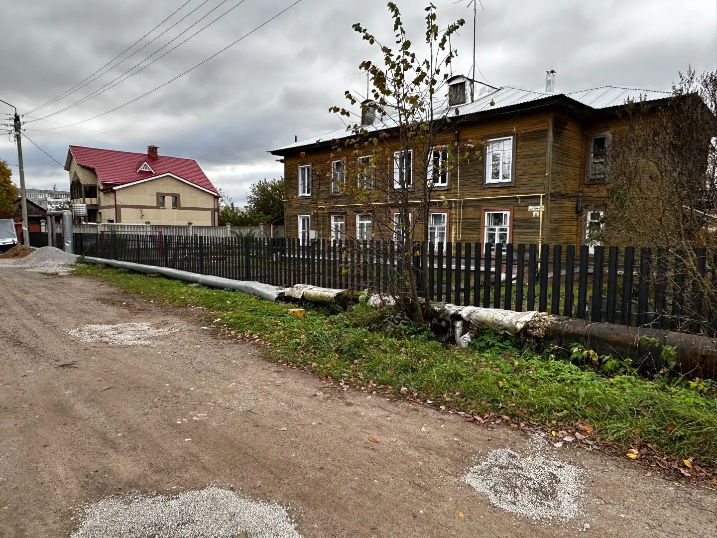 Забор из евроштакетника 63м Черное Дерево 3D Принтек фото 2 в Архангельске