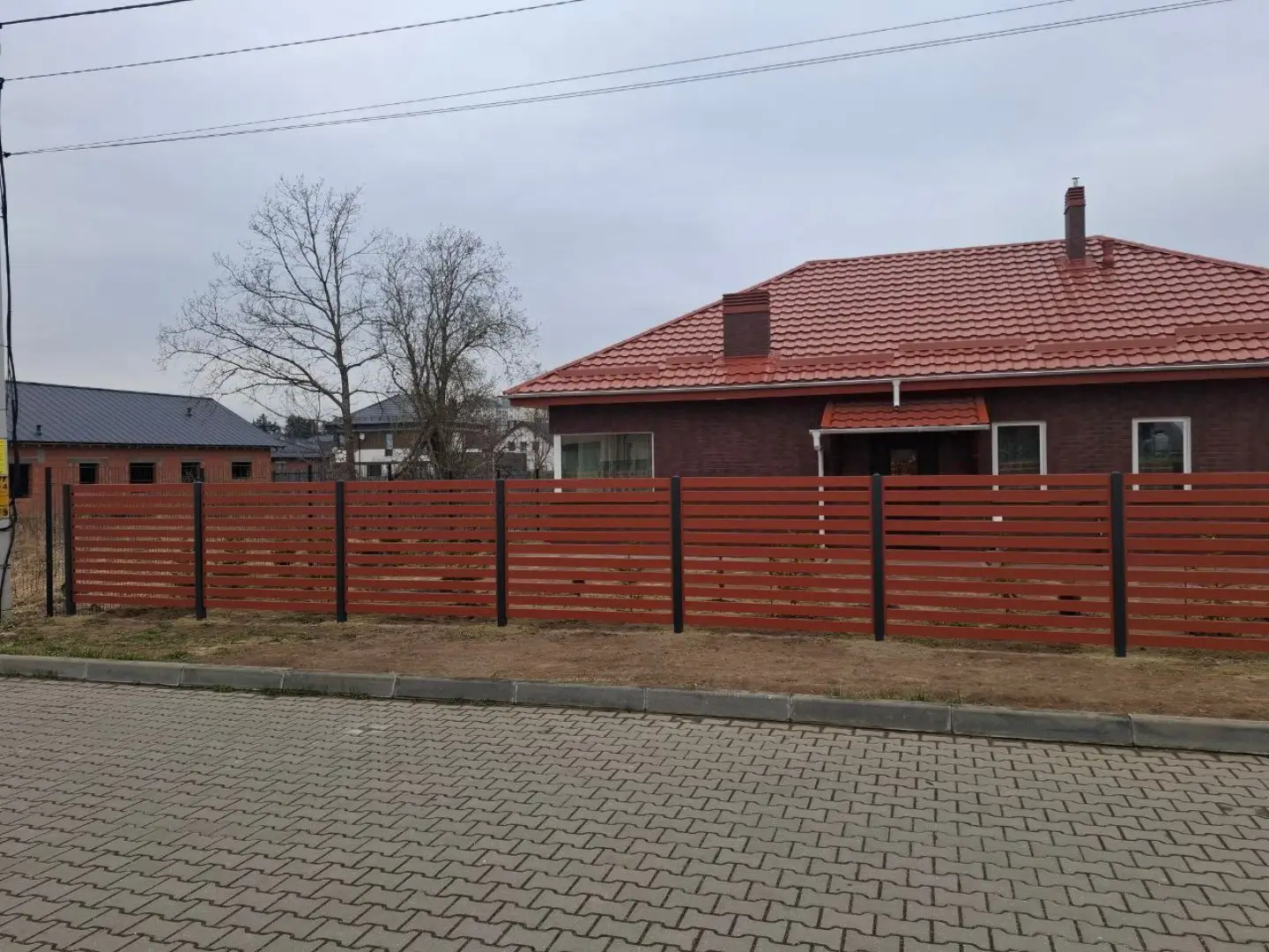 Забор-ранчо из металлопланкена 18м RAL8004 Терракотовый фото 3 в Архангельске
