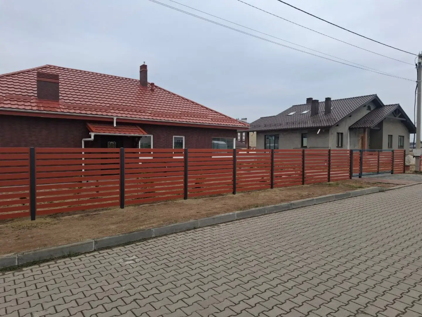 Забор-ранчо из металлопланкена 18м RAL8004 Терракотовый фото 1 в Архангельске